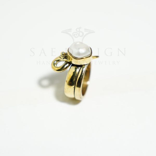 Perle Cristalline Ring