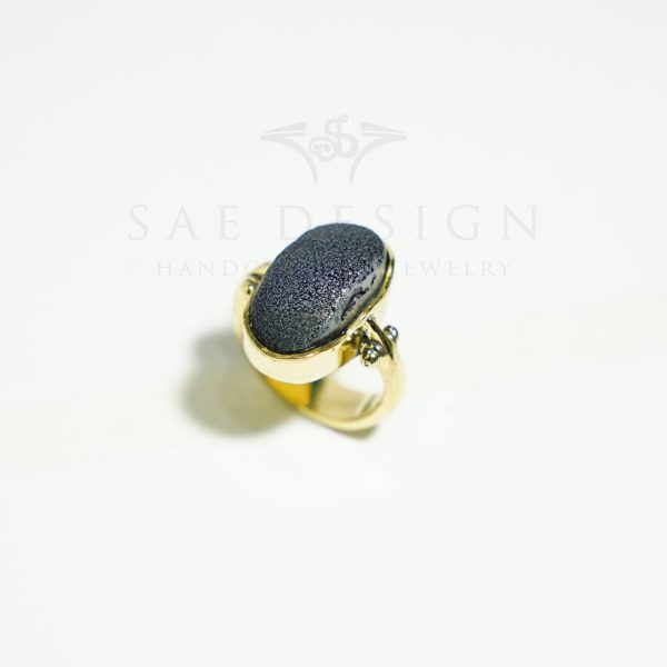 SAE-137 Eclipse Royale Ring