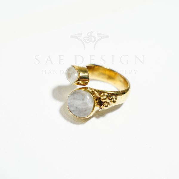 Moon Kiss Ring