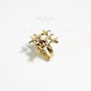 SAE-77 Garnet Heart Ring