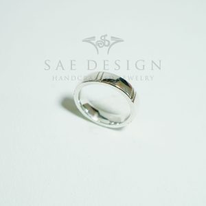 SAE-235 Marquise Moon